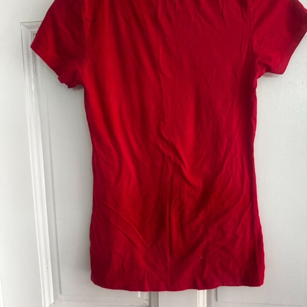 Cute Active Basic size Medium Women's Red Short Sleeve Shirt - Picture 2 of 3